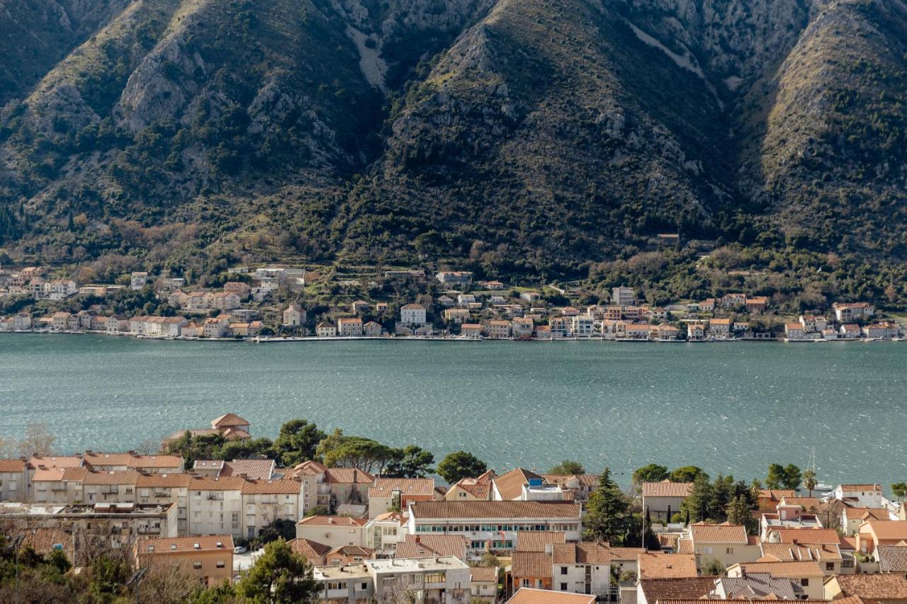 Lana Sea View Apartment Kotor Exterior photo